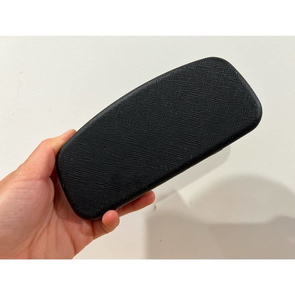 SALVATORE‎ FERRAGAMO Eyeglasses Hard Case Black - Picture 4 of 4